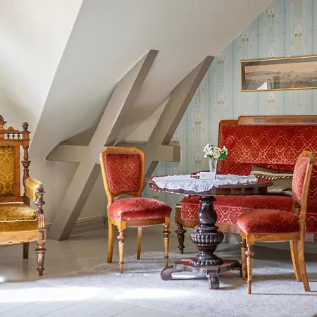 Jugend 1905 Apartment